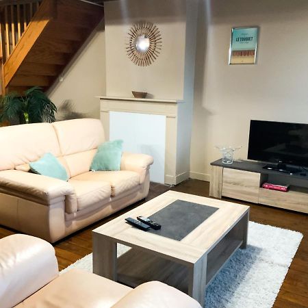 Grand Appartement Idealement Situe 7 Places Desvres Εξωτερικό φωτογραφία