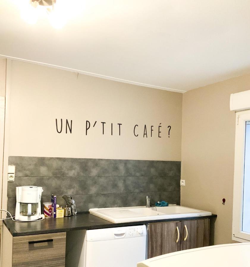 Grand Appartement Idealement Situe 7 Places Desvres Εξωτερικό φωτογραφία