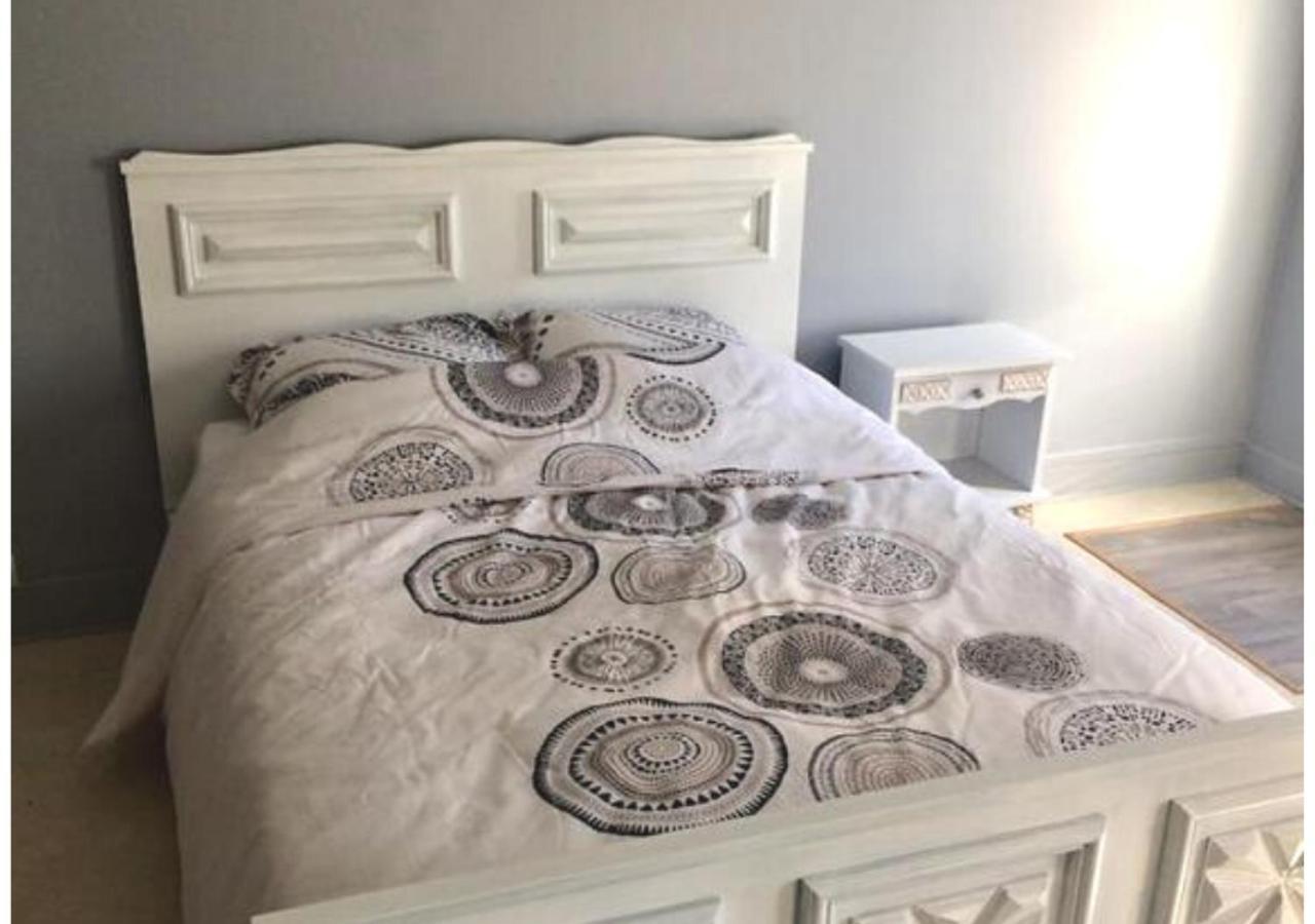 Grand Appartement Idealement Situe 7 Places Desvres Εξωτερικό φωτογραφία